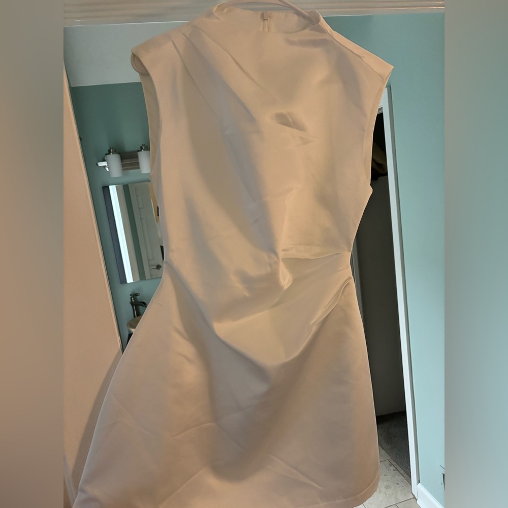 Odd-Muse White Dress